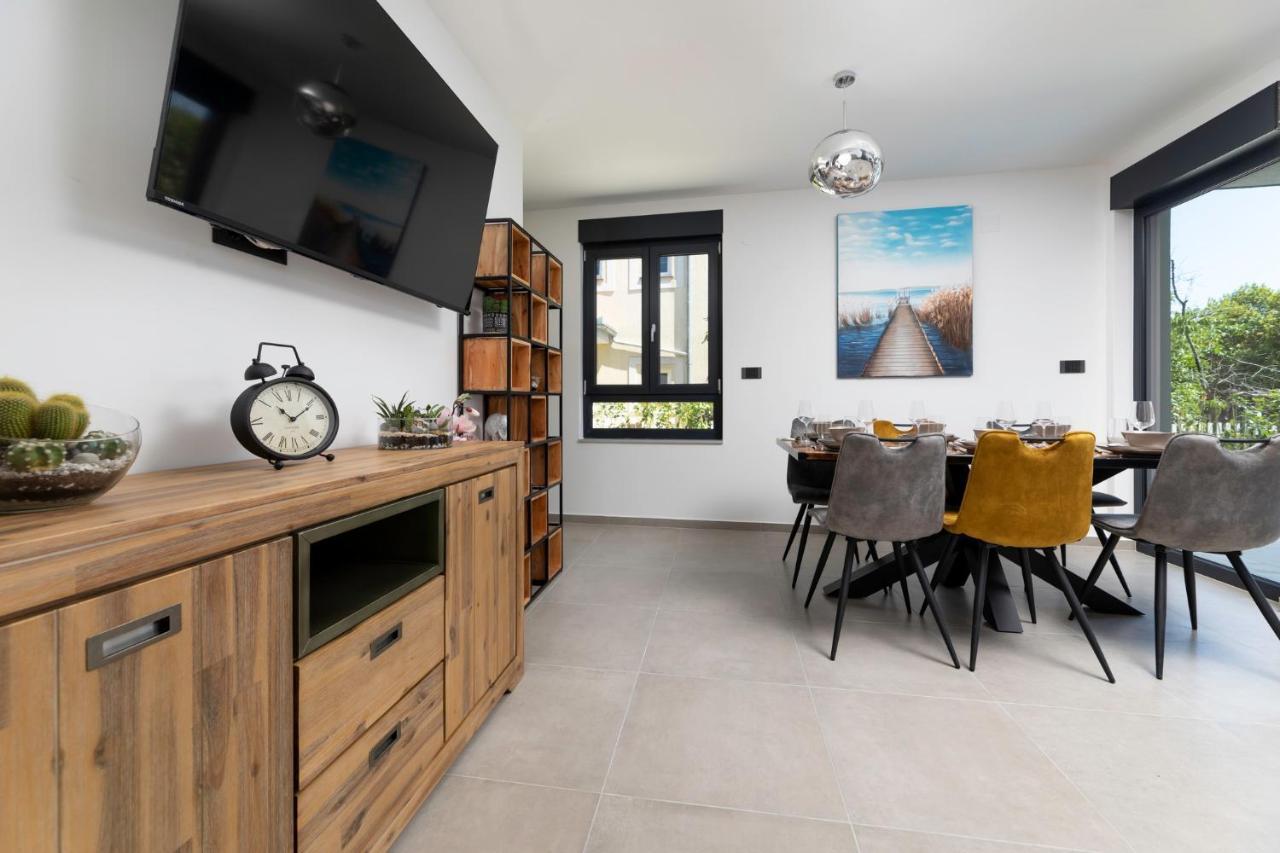 Luxury Villa Adria Apartments Krk Town Exterior photo