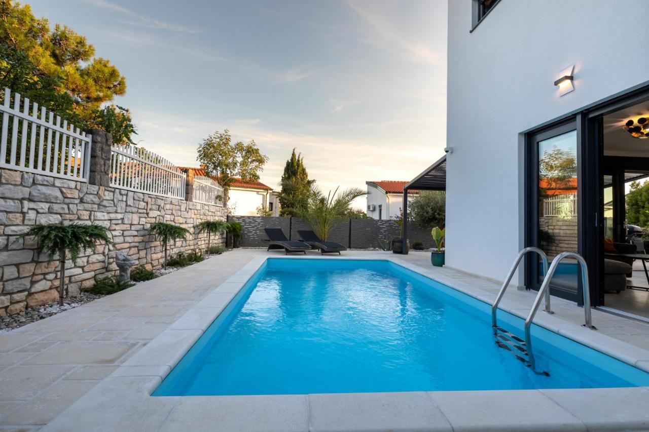 Luxury Villa Adria Apartments Krk Town Exterior photo